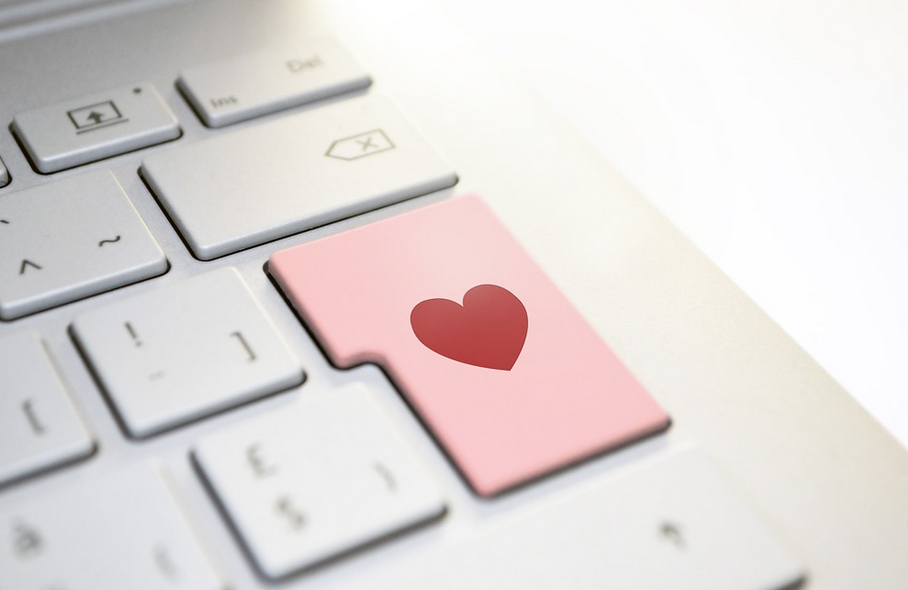 Advantages of Using International Dating Sites